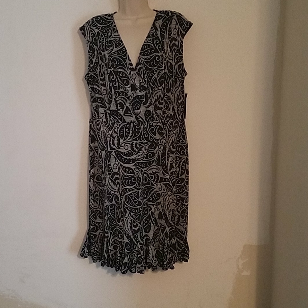 Navy Print Ruffle-Hem Dress